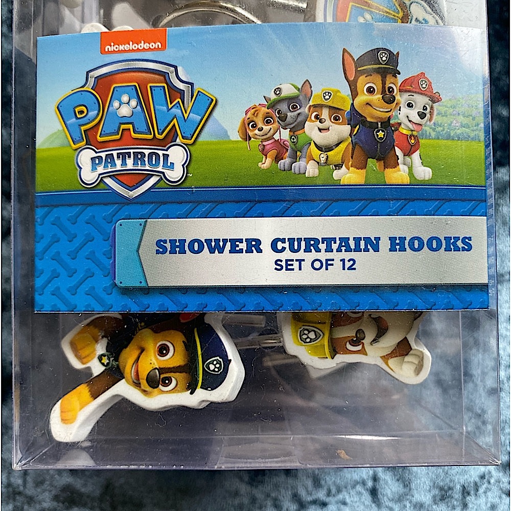 NEW W/TAGS. Nickelodeon PAW PATROL 12 Piece Set Shower Curtain Hooks